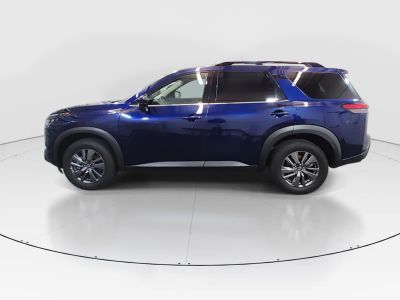 2025 Nissan Pathfinder — interior view