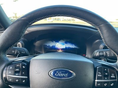 2023 Ford Explorer - Photo 10