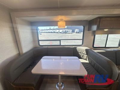 2025 Winnebago Minnie Winnie - Photo 19