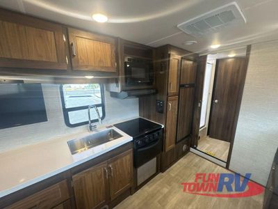 2025 Winnebago Minnie Winnie - Photo 13
