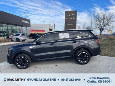 2025 Kia Sorento — detail view