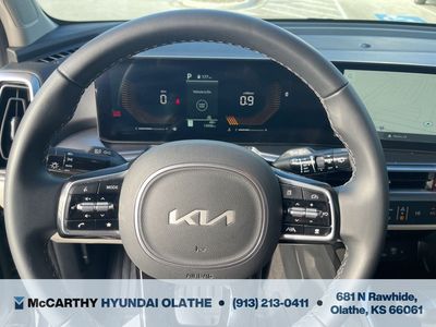2025 Kia Sorento — photo 10 view