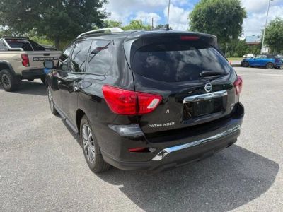 2019 Nissan Pathfinder - Photo 3