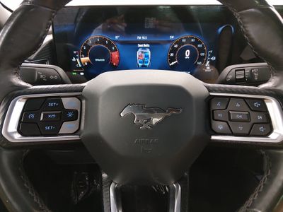 2024 Ford Mustang - Photo 12