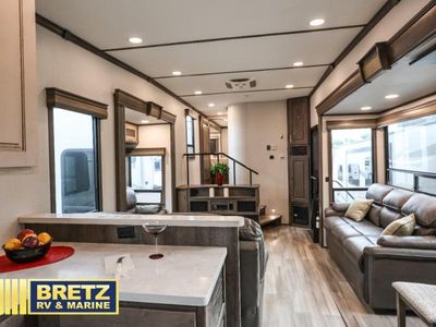 2021 Alliance RV Paradigm - Photo 12