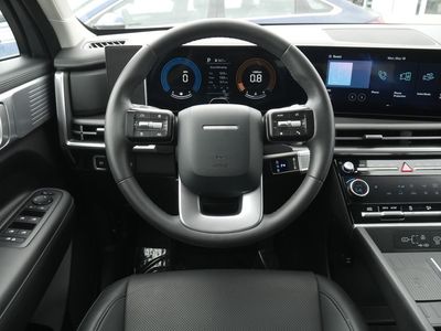 2025 Hyundai Santa Fe - Photo 8
