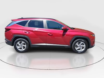 2024 Hyundai Tucson — photo 8 view
