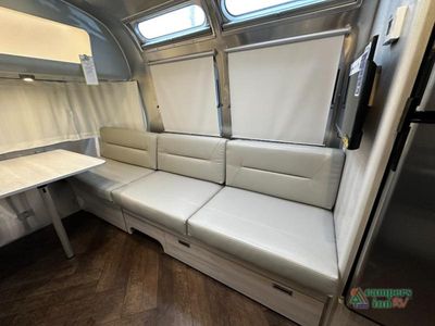 2026 Airstream International - Photo 31