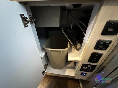 2026 Airstream International - Photo 42