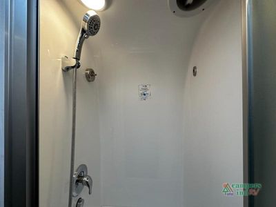 2026 Airstream International - Photo 38