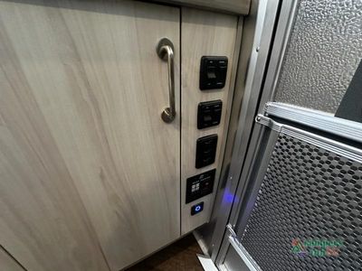 2026 Airstream International - Photo 41