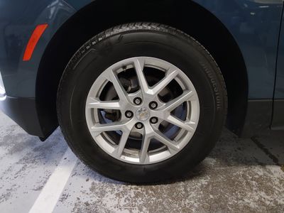 2024 Chevrolet Equinox — photo 10 view