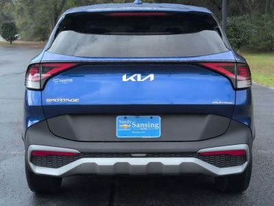 2023 Kia Sportage — interior view