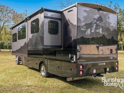 2024 Dynamax ISATA - Photo 16