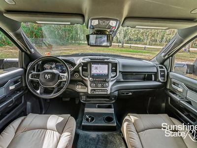 2024 Dynamax ISATA - Photo 2