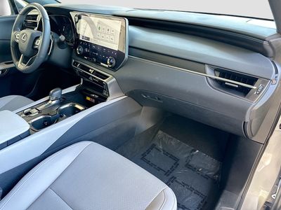 2024 Lexus RX - Photo 30