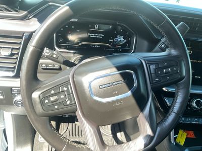2025 GMC Sierra 3500HD — photo 13 view