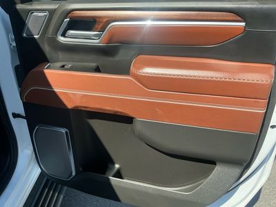 2025 GMC Sierra 3500HD — photo 19 view