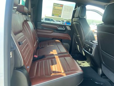 2025 GMC Sierra 3500HD — photo 18 view