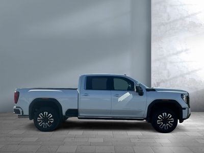 2025 GMC Sierra 3500HD — photo 7 view