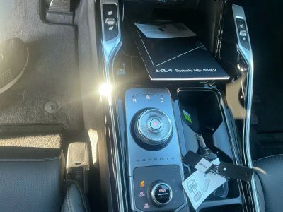 2026 Kia Sorento Hybrid — photo 13 view