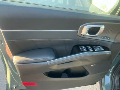 2026 Kia Sorento Hybrid — photo 16 view
