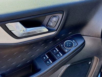 2020 Ford Escape - Photo 22
