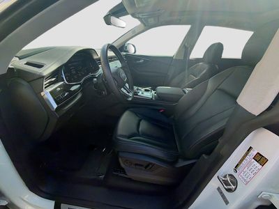 2023 Audi Q8 - Photo 17