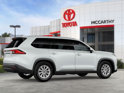 2026 Toyota Grand Highlander — photo 11 view
