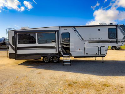 2026 Keystone RV Montana High Country - Photo 9