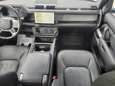 2022 Land Rover Defender — photo 15 view