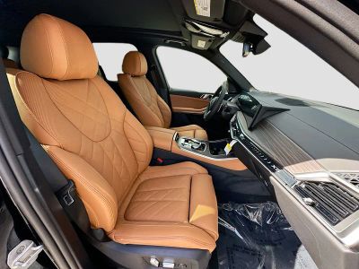 2026 BMW X5 — photo 23 view