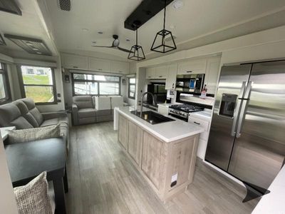 2026 Jayco Pinnacle - Photo 7