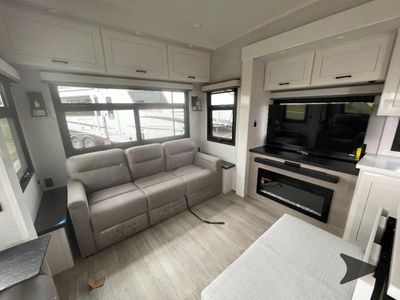 2026 Jayco Pinnacle - Photo 11