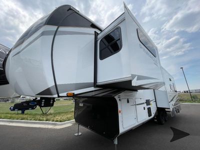 2026 Jayco Pinnacle - Photo 2