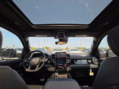 2026 Ram 1500 — photo 10 view