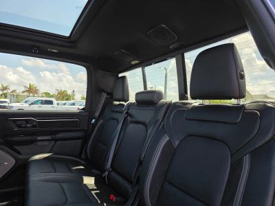 2026 Ram 1500 — photo 7 view