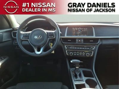 2018 Kia Optima - Photo 8