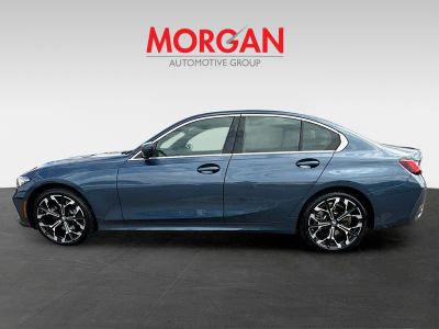 2025 BMW 3 Series — engine compartment view