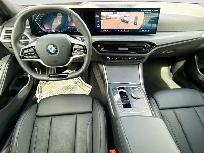 2025 BMW 3 Series — photo 16 view