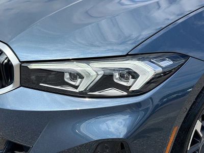 2025 BMW 3 Series — photo 9 view