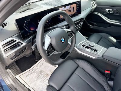 2025 BMW 3 Series — photo 26 view