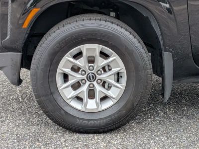 2024 Nissan Frontier - Photo 9