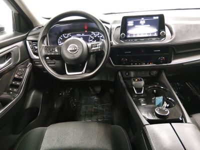 2024 Nissan Rogue — photo 12 view