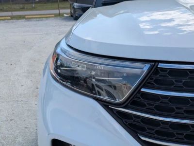2023 Ford Explorer — photo 8 view