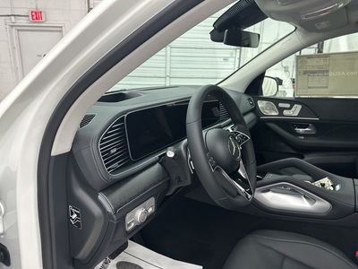 2026 Mercedes-Benz GLE — photo 9 view