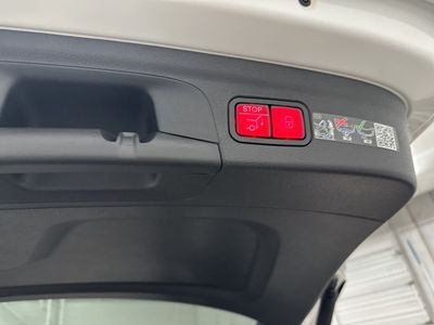 2026 Mercedes-Benz GLE — photo 28 view