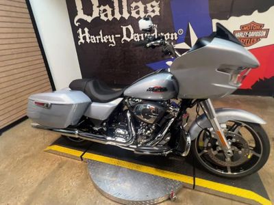 2025 Harley-Davidson FLTRX - Road Glide in Atlas Silver Metallic — front three-quarter view