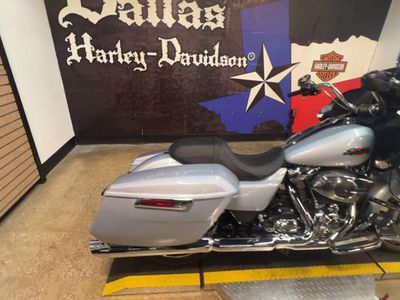 2025 Harley-Davidson FLTRX - Road Glide — detail view