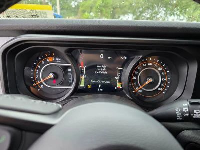 2025 Jeep Wrangler — photo 20 view